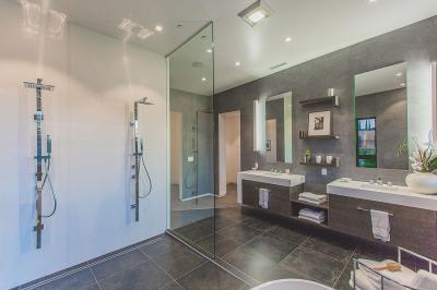 Modern fürdőszoba - fürdő / WC ötlet, modern stílusban