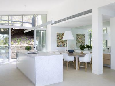 Nyitott és levegős - konyha / étkező ötlet, modern stílusban