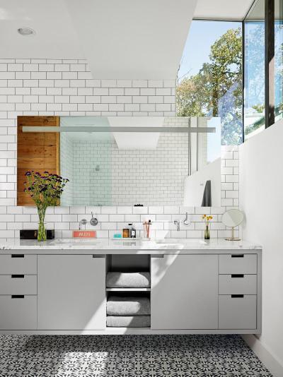 Fürdő sarokablakkal - fürdő / WC ötlet, modern stílusban