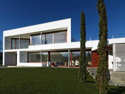 Modern lakóház - homlokzat ötlet, modern stílusban