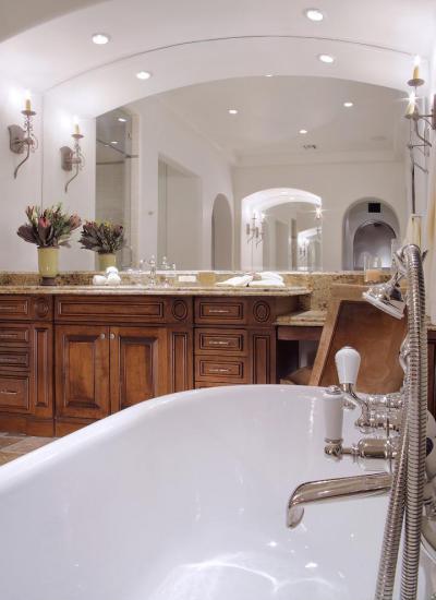 klasszikus fürdőhelyiség - fürdő / WC ötlet, klasszikus stílusban