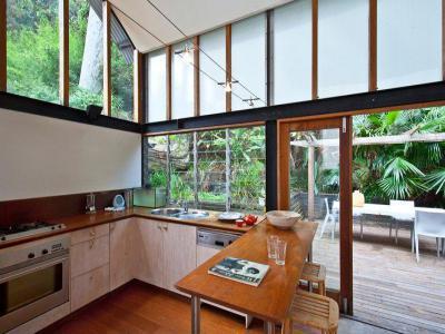 Óriási ablakok22 - konyha / étkező ötlet, modern stílusban