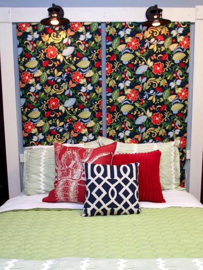 Klasszikus stílusú hálószoba díszpárnákkal - belső továbbiak ötlet, klasszikus stílusban