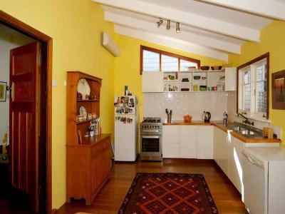 Gerendák a lakásban27 - konyha / étkező ötlet