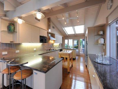 Gerendák a lakásban47 - konyha / étkező ötlet