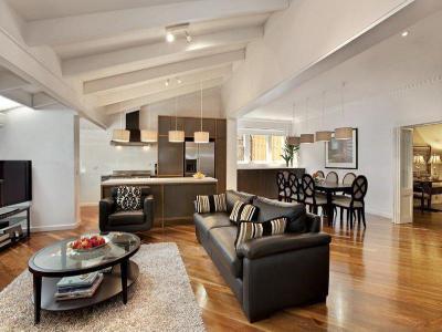 Gerendák a lakásban48 - konyha / étkező ötlet, modern stílusban