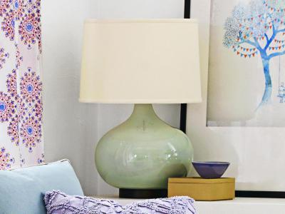 Lila nappali részlet - nappali ötlet, modern stílusban