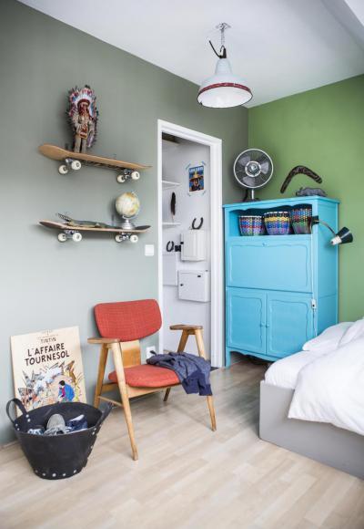 Gördeszka polcok - gyerekszoba ötlet, modern stílusban