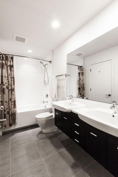 Modern fürdőszoba - fürdő / WC ötlet, modern stílusban