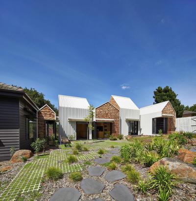 Rusztikus lakóház - homlokzat ötlet, rusztikus stílusban