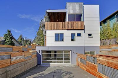 Modern lakóház - homlokzat ötlet, modern stílusban