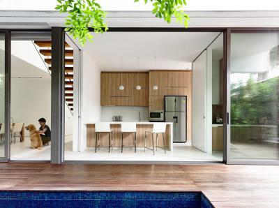 Terasz medencével - erkély / terasz ötlet, modern stílusban