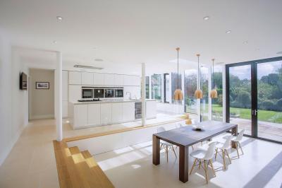 Napos konyha - konyha / étkező ötlet, modern stílusban