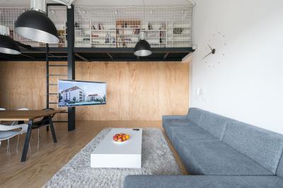 Loftlakás - nappali ötlet, modern stílusban