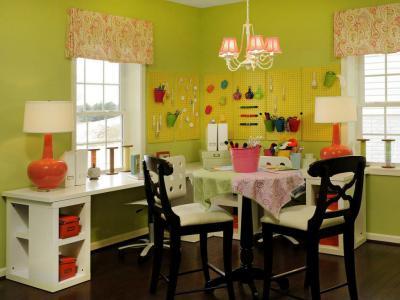 Zöld falas kreatívszoba - belső továbbiak ötlet