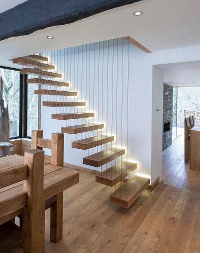 Modern lengő lépcső - belső továbbiak ötlet, modern stílusban