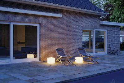 Kocka lámpák - erkély / terasz ötlet, modern stílusban