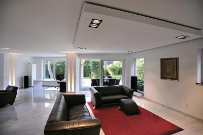 Luminis világítás - nappali ötlet, modern stílusban