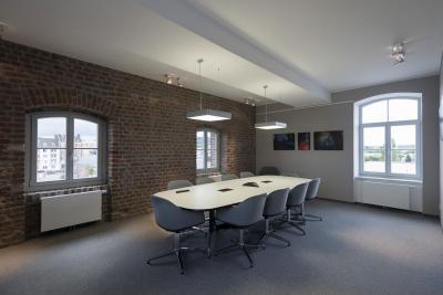 Loft iroda - belső továbbiak ötlet, modern stílusban