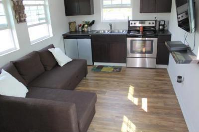 Miniház konyha és nappali - nappali ötlet, minimál stílusban