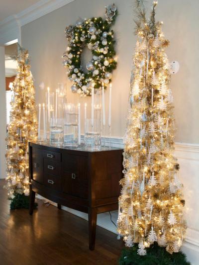 Arany és fehér csillogás - nappali ötlet, klasszikus stílusban