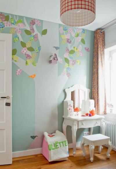 Hangulatos festett fa kislányszobába - gyerekszoba ötlet, modern stílusban