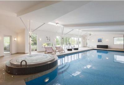 Uszoda otthon - belső továbbiak ötlet, modern stílusban