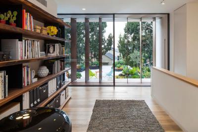 Modern zsalugáterek - nappali ötlet, modern stílusban