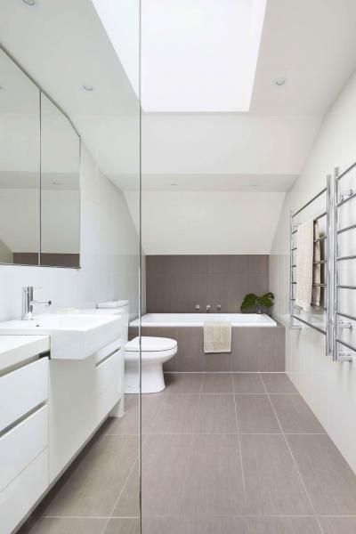 Kis lakás fürdője - fürdő / WC ötlet, modern stílusban