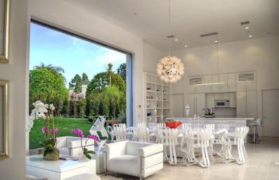 Látványos berendezés - nappali ötlet, modern stílusban