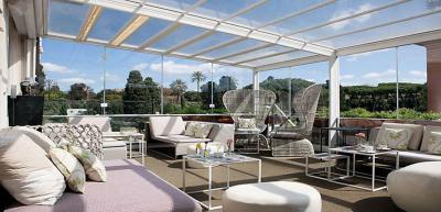 Fedett terasz - erkély / terasz ötlet, mediterrán stílusban