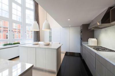 Fehér konyhabútor - konyha / étkező ötlet, modern stílusban