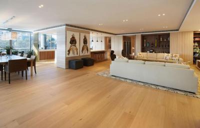 Tágas tér - nappali ötlet, modern stílusban