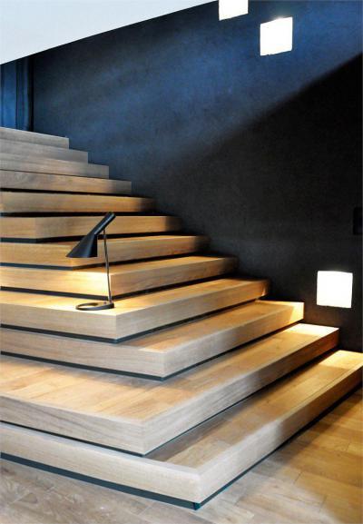 Falépcső - belső továbbiak ötlet, modern stílusban