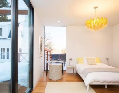 Teraszra nyíló hálószoba - háló ötlet, modern stílusban