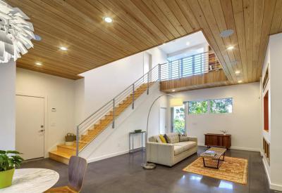 Nappali lépcsővel - nappali ötlet, modern stílusban