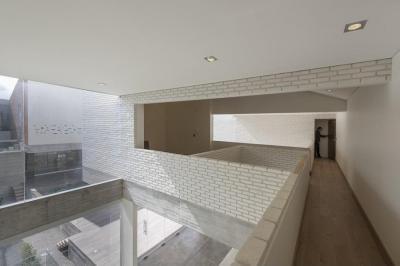 Galéria - belső továbbiak ötlet, modern stílusban