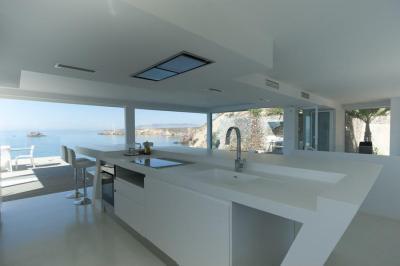 Minimál konyha fehérben - konyha / étkező ötlet, minimál stílusban