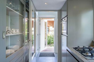 Kicsi konyha - konyha / étkező ötlet, modern stílusban