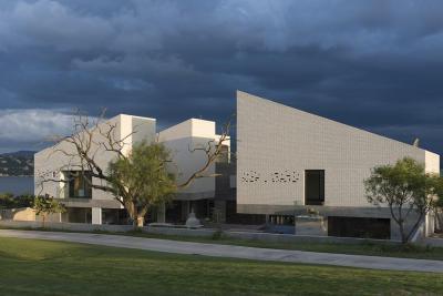 Tégla és beton - homlokzat ötlet, modern stílusban