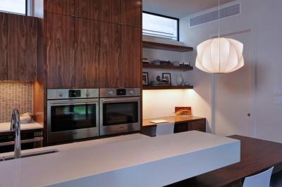 Fa frontok a konyhában - konyha / étkező ötlet, modern stílusban