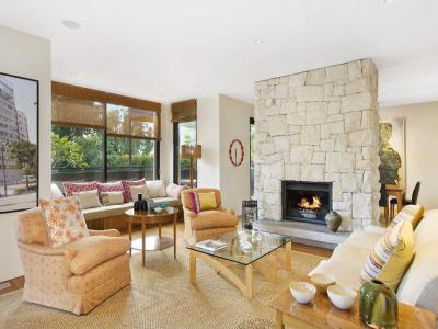 Kandalló a nappaliban20 - nappali ötlet