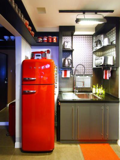 Meghatározó piros elem - konyha / étkező ötlet, modern stílusban