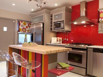 Szürke-piros konyha - konyha / étkező ötlet, modern stílusban