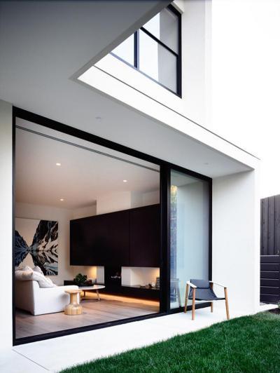 Üveges teraszajtó - erkély / terasz ötlet, modern stílusban