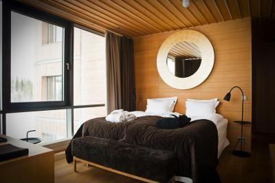 Meleg színek a hálóban - háló ötlet, modern stílusban