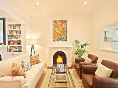 Kandalló a nappaliban52 - nappali ötlet