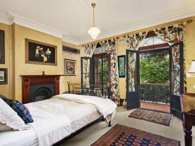 Kandalló a lakás dísze12 - háló ötlet, klasszikus stílusban