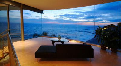 Panorámás nappali - nappali ötlet, modern stílusban