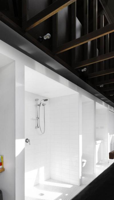 Nyitott zuhanyfülke - fürdő / WC ötlet, modern stílusban